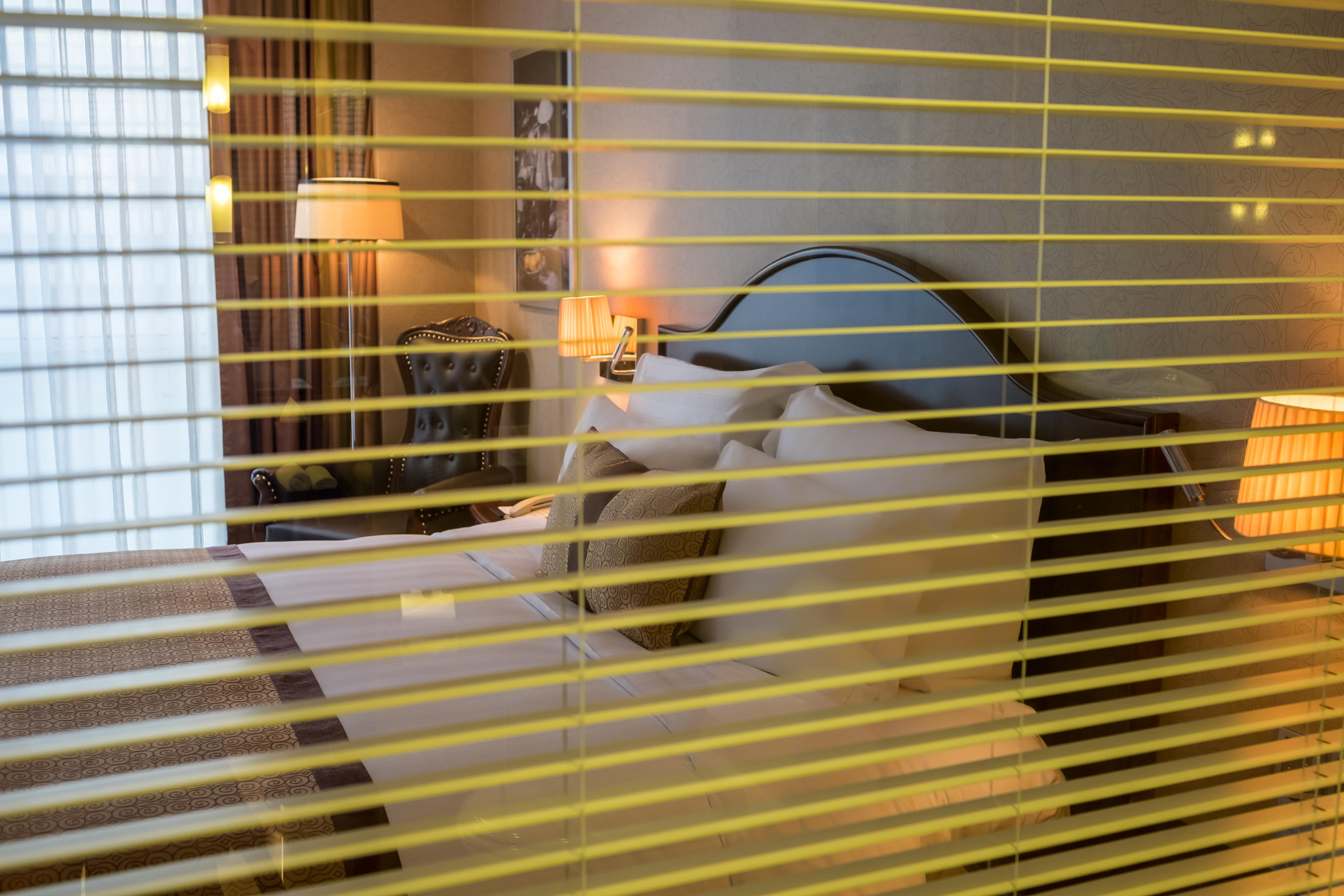 Eastin Grand Hotel Saigon Πόλη Χο Τσι Μινχ Εξωτερικό φωτογραφία A venetian blind