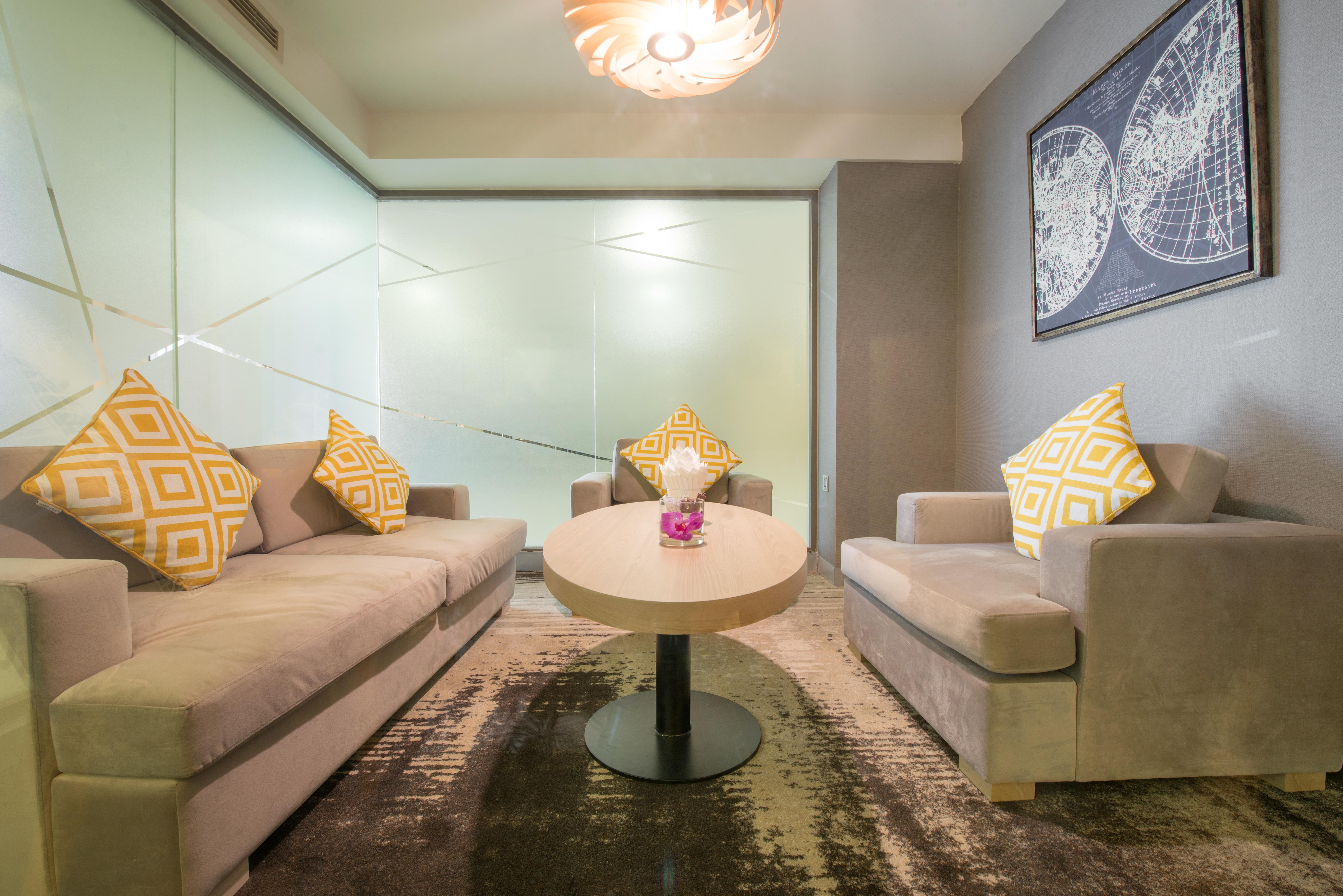 Eastin Grand Hotel Saigon Πόλη Χο Τσι Μινχ Εξωτερικό φωτογραφία The private lounge at the airport